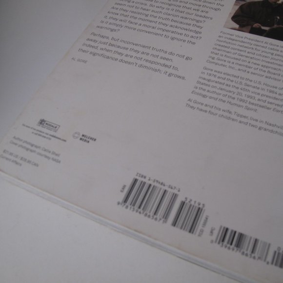 AN INCONVENIENT TRUTH by Al Gore Softcover book 320 pages Rodale  pub… - Picture 9 of 11
